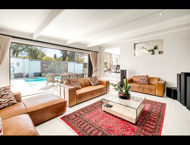5 BEDROOM FREESTANDING FOR SALE IN VALMARY PARK